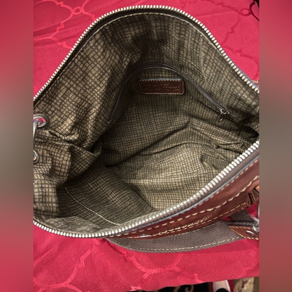 Vintage Fossil Crossbody Leather bag. - Picture 8 of 8